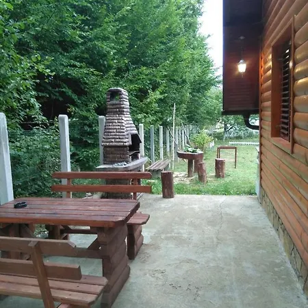 Domek alpejski Kuca Za Odmor U Prirodi; Weekend House; Wochenendhaus Im Natur Vogošća