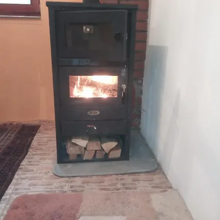 Kuca Za Odmor U Prirodi; Weekend House; Wochenendhaus Im Natur *